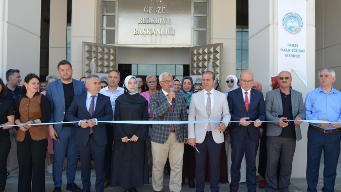 GEBZE HALK EĞİTİMİ MERKEZİ’NDEN GÖRKEMLİ YIL SONU SERGİSİ